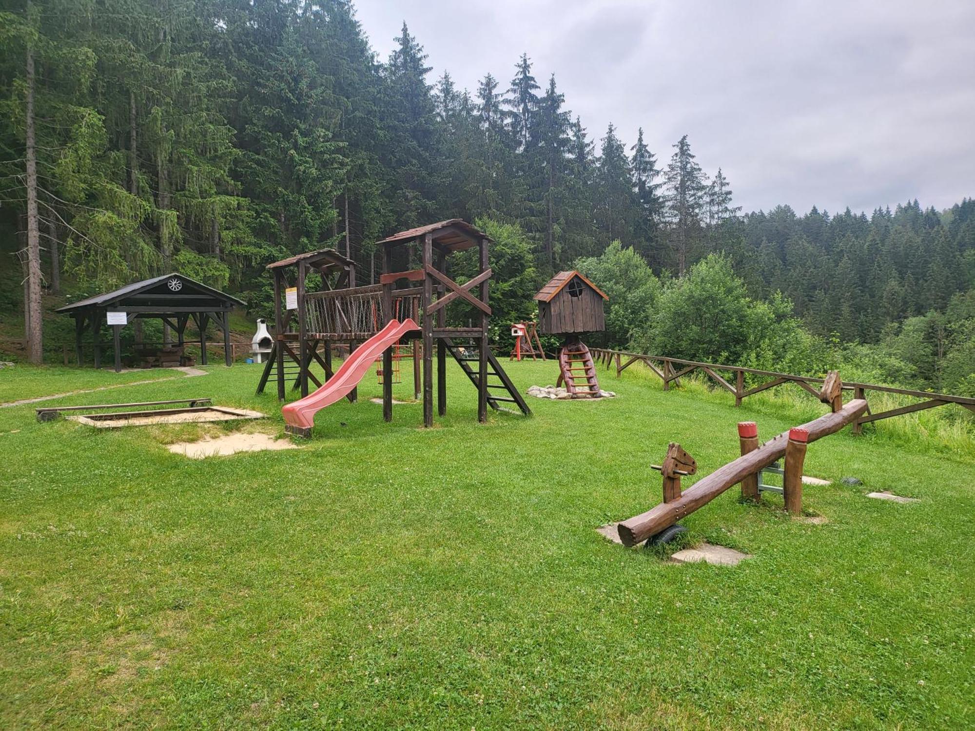 Apartmany Olivia A Olympia Liptov Ruzomberok Bilik gambar